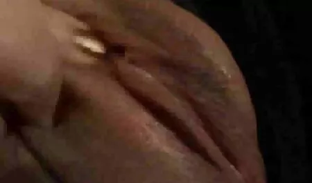 DEUX x vidéos porno français copines vierges baisent un mec